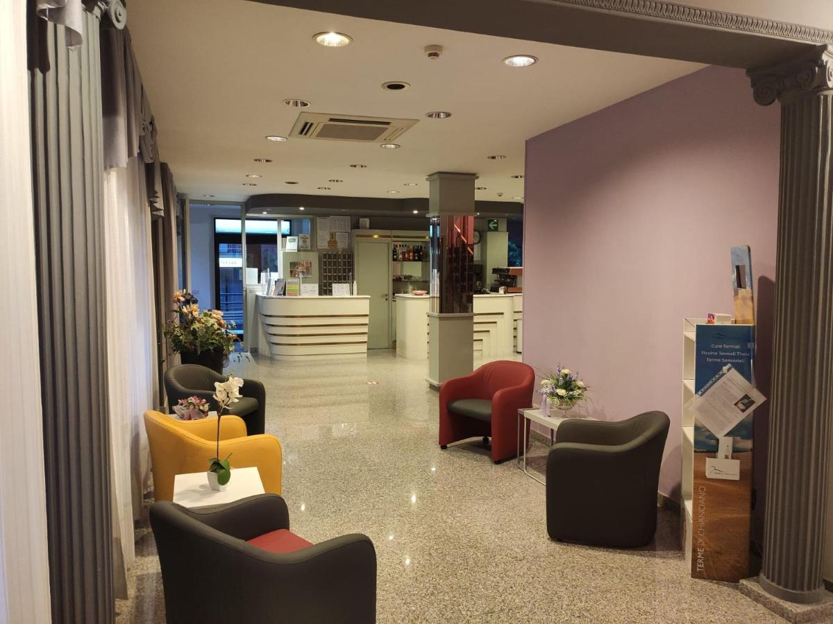 Hotel Lory&my Wellness , La è Aperta Solo Nei Week-end A Pagamento E Su Richiesta 3*