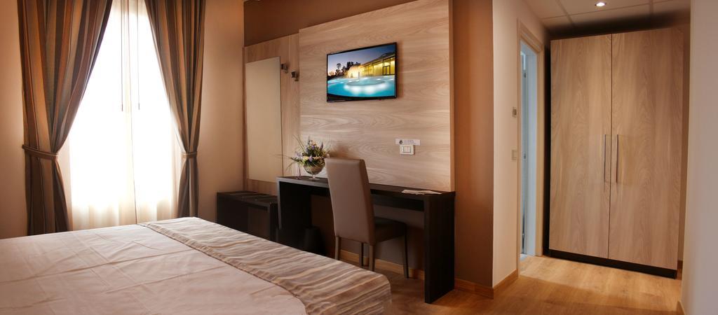 Lory&my Wellness , La è Aperta Solo Nei Week-end A Pagamento E Su Richiesta Hotel Chianciano Terme