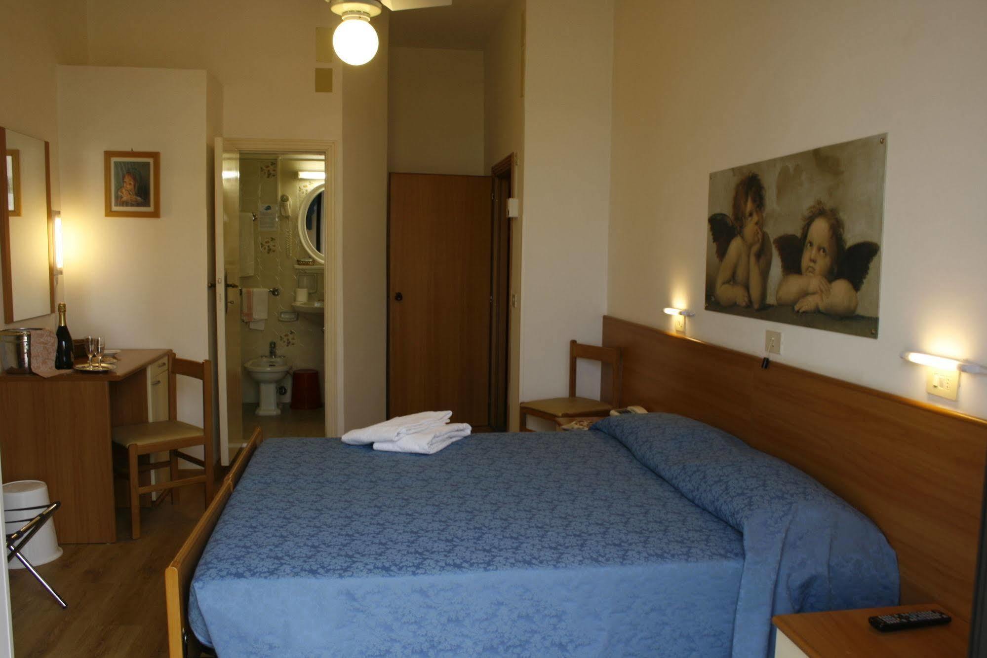 Hotel Lory&my Wellness , La è Aperta Solo Nei Week-end A Pagamento E Su Richiesta Chianciano Terme