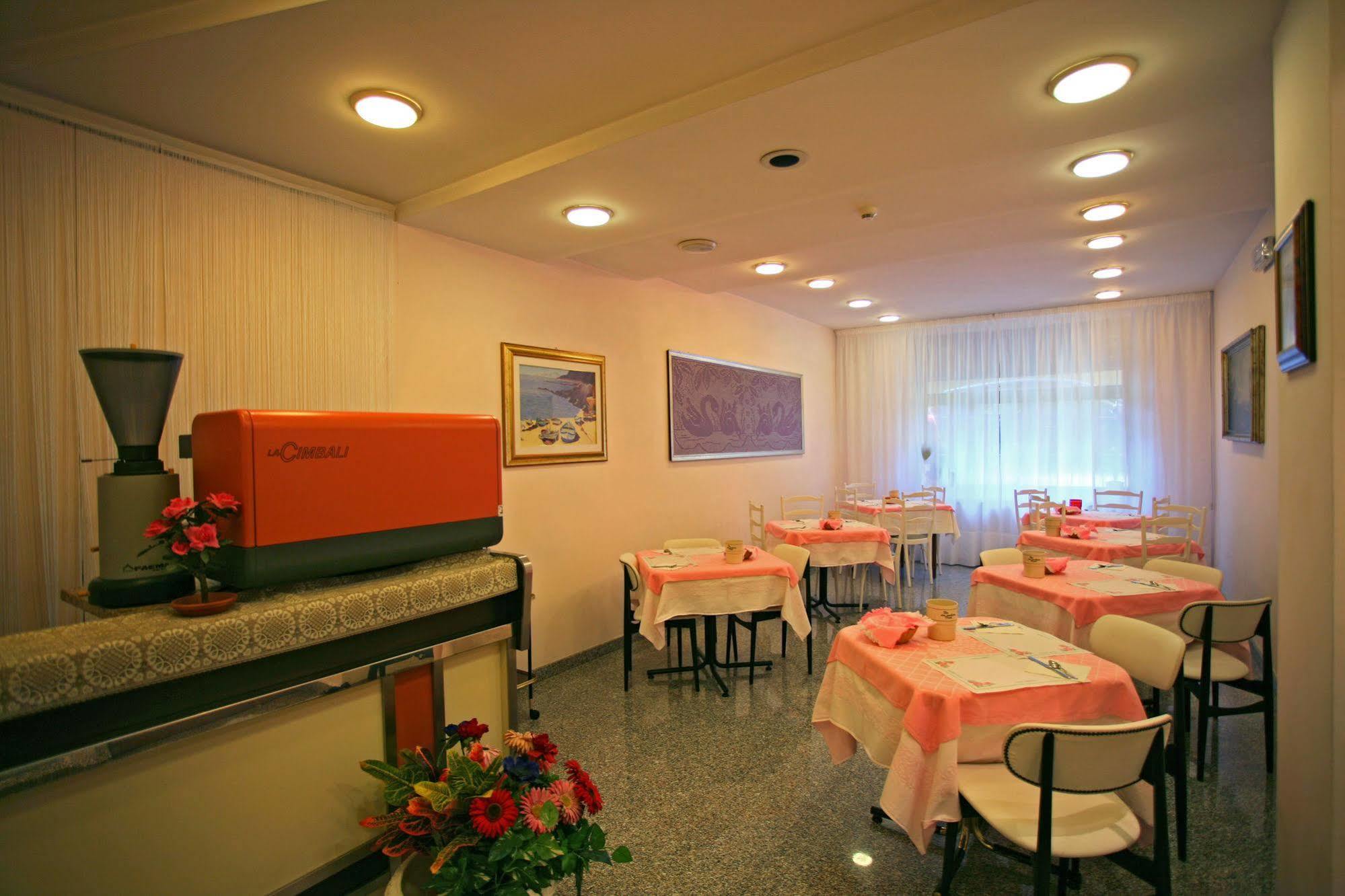 Hotel Lory&my Wellness , La è Aperta Solo Nei Week-end A Pagamento E Su Richiesta