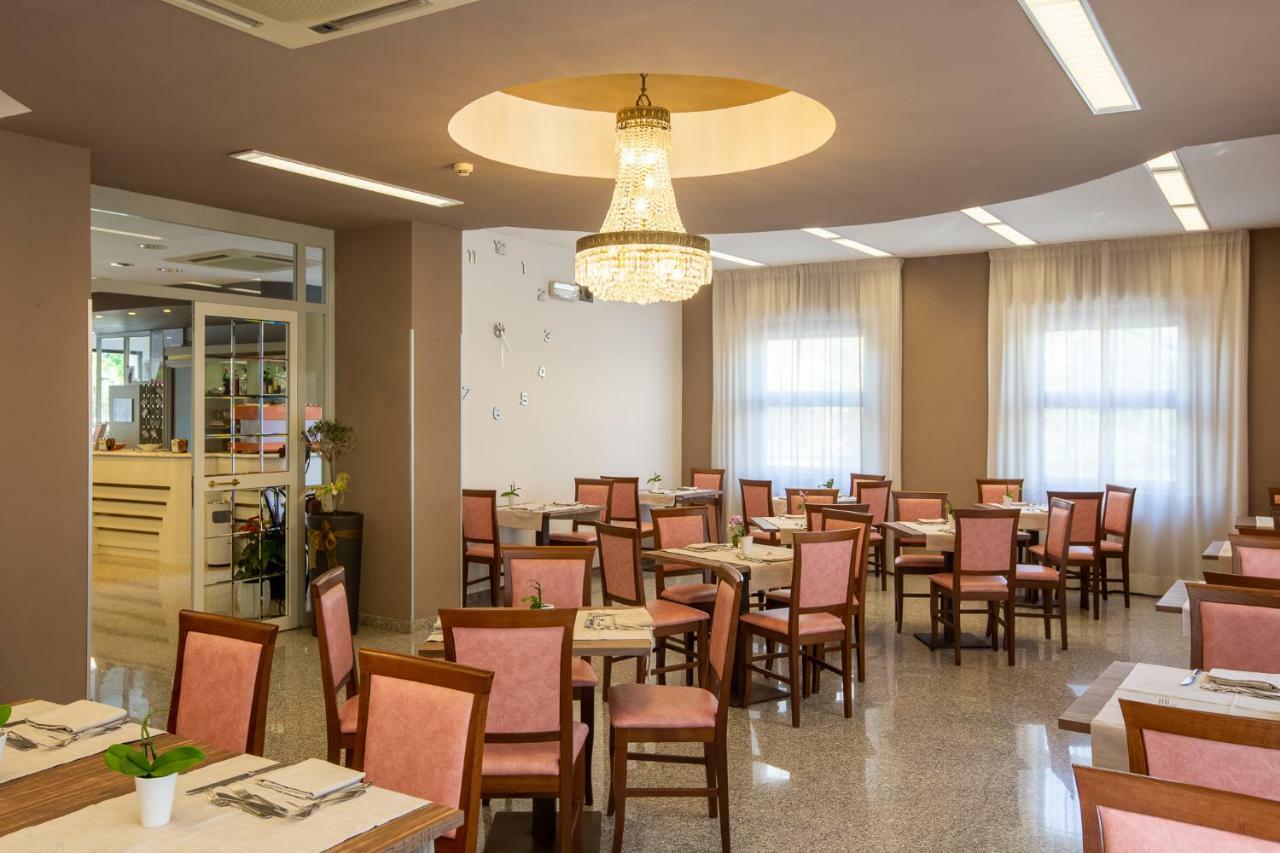 Lory&my Wellness , La è Aperta Solo Nei Week-end A Pagamento E Su Richiesta Hotel Chianciano Terme